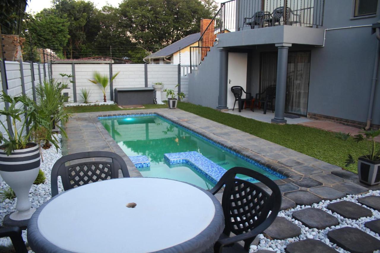 Villa La Sola B&B And Self-Catering Boksburg Eksteriør bilde